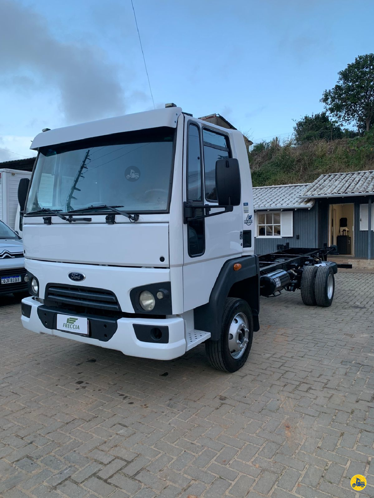 CARGO 816 de Freccia Caminhões